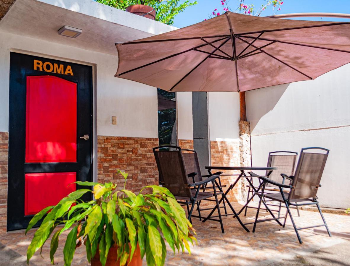 Villa Napoli Santa Ana Exterior foto